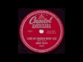 I Like My Chicken Fryin' Size - Merle Travis