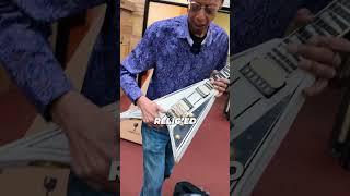 Video thumbnail for Fender Summer Event Jackson Custom Shop USA Special Edition Randy Rhoads RR-22 Vintage Pinstripes by Wild West Guitars