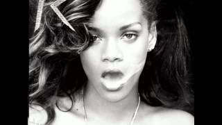 Fool in Love - Rihanna - Lyrics