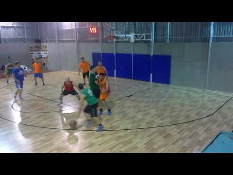 Summer Cup: Razors - Abaleiros  81-84