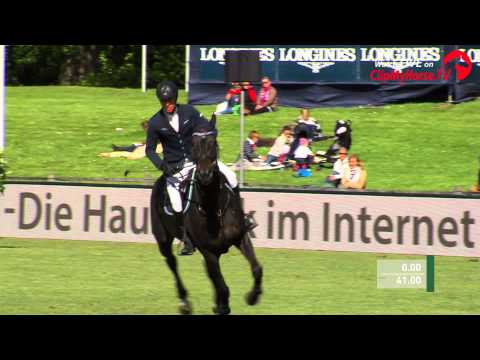 Deutsches Spring- und Dressur-Derby 2015 - Mario Stevens mit El Bandiata B