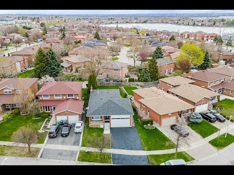 13 Panorama Crescent, Brampton Home - Real Estate Properties
