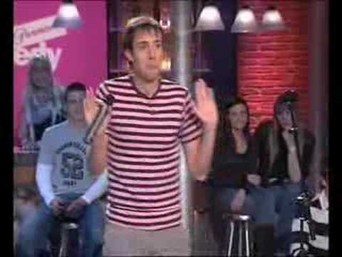 Quique Macías - Viven