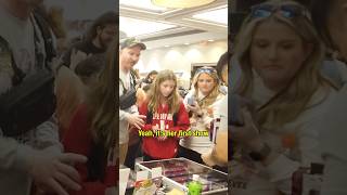 Her first pokemon card show! #pokemon #pokemonvendor #pokemontcg