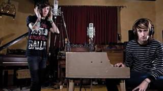 Breathe Carolina - Dressed Up To Undress (with lyrics)