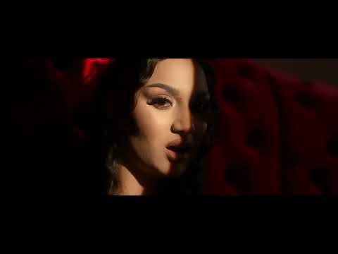 Camelia Dumitrache - Destin abandonat (Official Video)