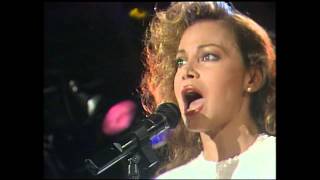 Paloma San Basilio "Oriente Express"