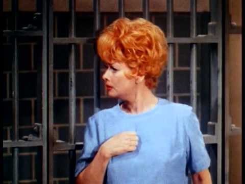 The Lucy Show |TV-1967| LUCY MEETS THE LAW |S5E19