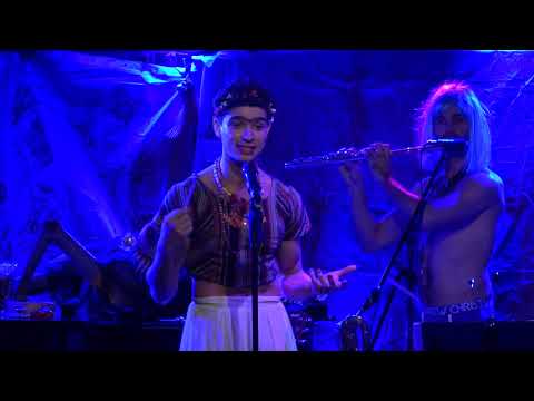 The Skivvies and Isaac Cole Powell - Finishing the Brow (Frida Kahlo Medley)