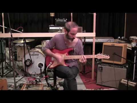 Alonzo Guitars, Mike Bloom playing the Rallye bolt-on part 2