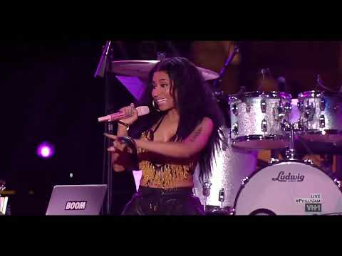 Nicki Minaj - Super Bass (Live at Philly 4th July Jam 2014)