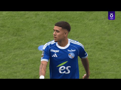 Kendry Paez Is Playing FIFA Street