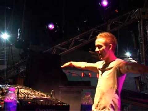 Jon O'Bir - (Live At Global DJ Broadcast on Party 931 01-26-2004)
