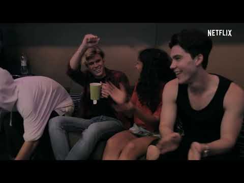 Julie and the Phantoms  - Video annuncio del cast della serie