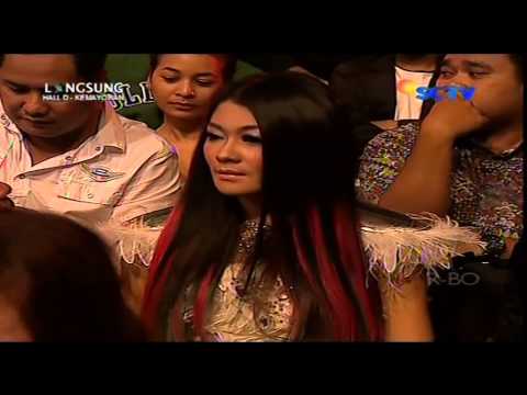 FITRI CARLINA Live At SCTV Music Awards 2013 (29-04-2013) Courtesy SCTV