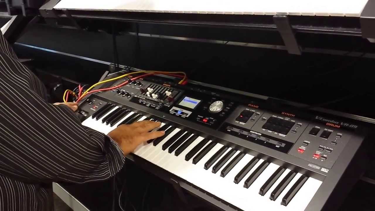 Roland VR-09B V-Combo Live Performance Keyboard