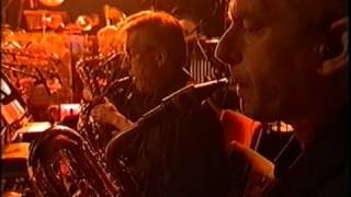 Gino Vannelli - People gotta move - Metropole Orchestra