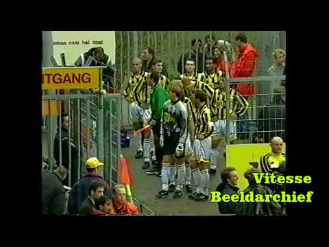 Opkomst spelers Vitesse - PSV ✮ 30.11.1997