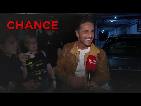 David Bustamante responds with laughter to his ex-wife Paula Echevarría's compliment.