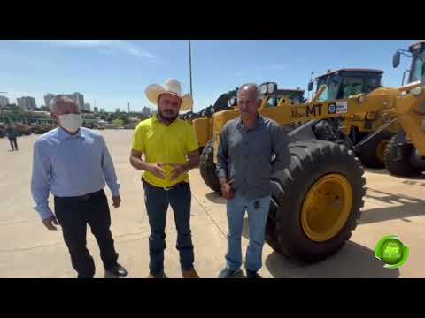 Prefeitura de Jauru recebeu nesta quinta(17/02) uma máquina Motoniveladora, do Governo de MT com apoio do Dep Max Russi