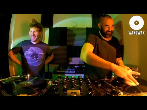 WAX2WAX 33 (Assaf Naftali Host Häuselmann)