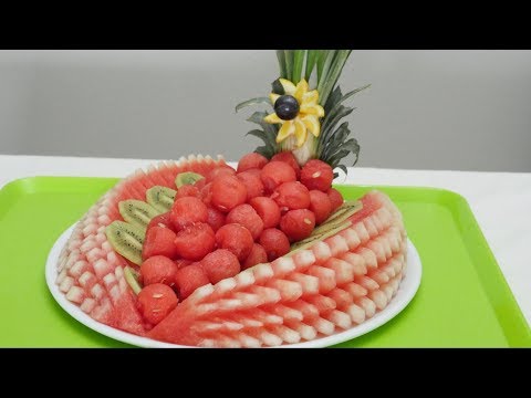 HOW TO CUT WATERMELON LIKE A  PRO