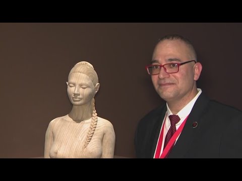 Security guard gets art in Met after chance encounter