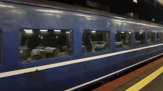 preview picture of video '函館駅で夜行列車「はまなす」 / Hamanasu éjszakai vonat Hakodate állomáson.'