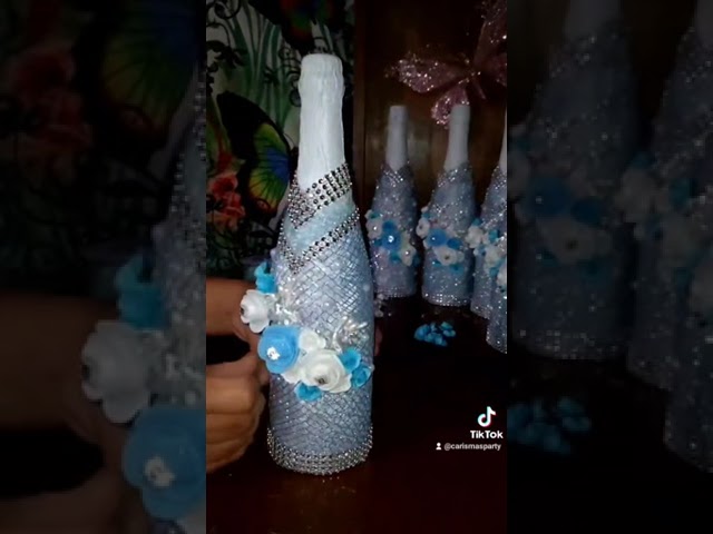 Vídeo relacionado con 6 Unidades Botella de vino Decorativa con Forma de Sombrero de Doctor con Borlas, Tapones para Botellas de Vino, para Graduación o Fiesta, para Bodas, Regalos Decoración Del Día de San Valentín