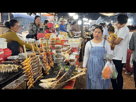 The Best & Cheap Breakfast @Boeng Tompun Fresh Market Food in Phnom Penh, Cambodia 