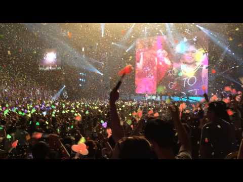 S.H.E - 2014 2ETHER 4EVER 高雄巨蛋 (美麗新世界 ENDDING+謝幕)