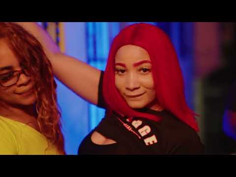 Plug4kt - PISTOLA Y MOLLY VIDEO OFICIAL