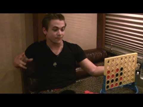 Connect 4 with Hunter Hayes