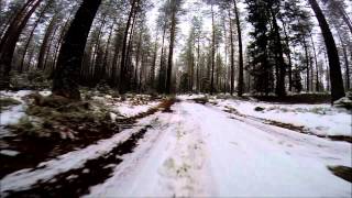 preview picture of video 'Volvo XC90 in snow and mud'