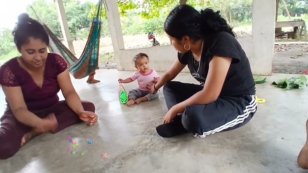 María y Amalia recordando nuestea infanci4