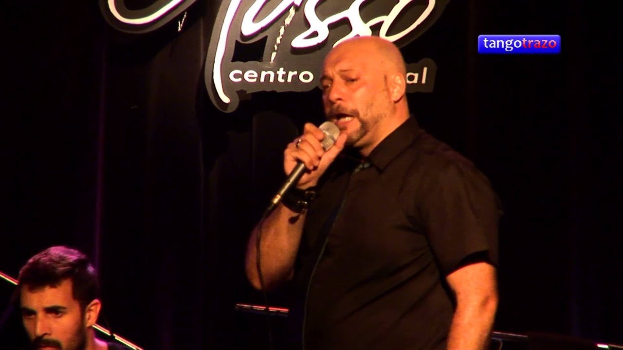 Hernán Cucuza Castiello - "Trasnochando"