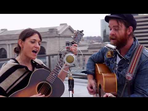 Joe Purdy & Amber Rubarth - Storms Are On The Ocean (ETL Folk Alliance Session)