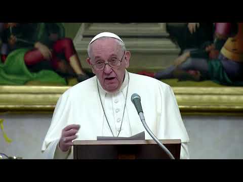 ローマ法王、ロックダウンから逃れた休暇者を批判 (Pope criticizes vacationers fleeing lockdowns)