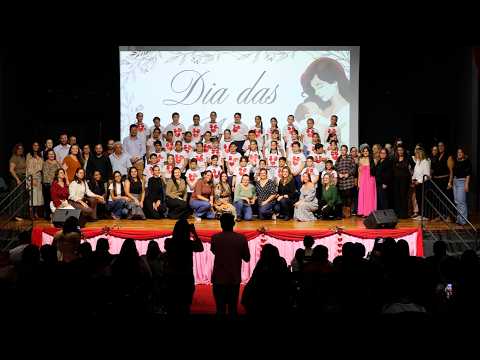 EMOCIONANTE HOMENAGEM AO DIA DAS MÃES COM APRESENTAÇÕES DE ALUNOS DA REDE MUNICIPAL DE ENSINO.
