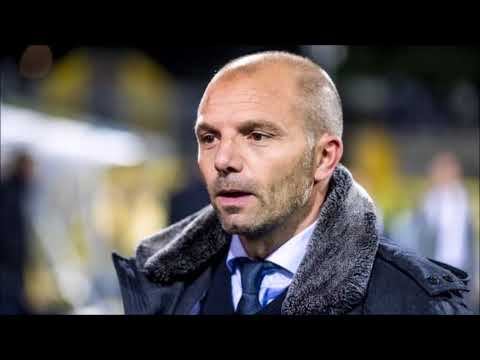 Tuchtcommissie schorst VVV-trainer Steijn voor twee duels