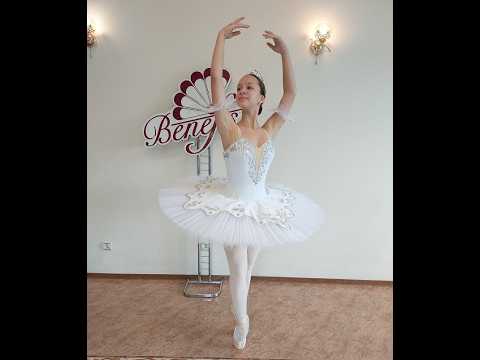 Сценический балетный костюм для разных ролей Снежинки Щелкунчик F 0068 - video 5