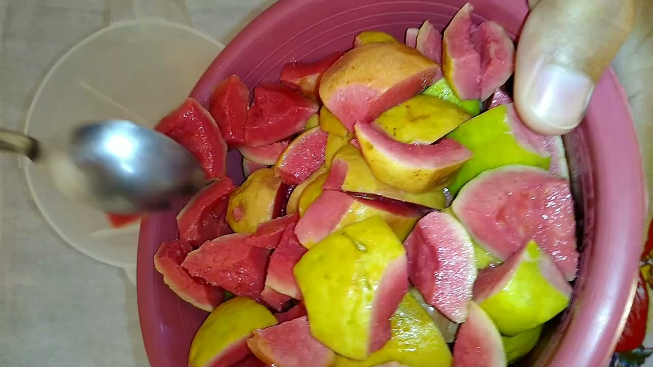 Como Fazer Doce de Goiaba caseiro simples fácil e Rápido é uma delícia 😋