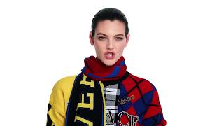  It's Versace not Versachee