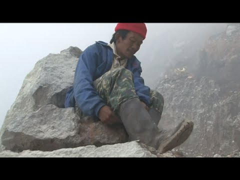 World's Most Dangerous Roads