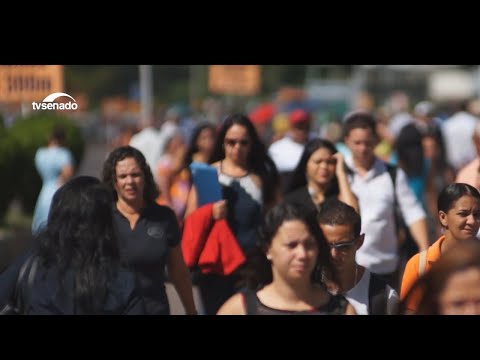 Especialistas defendem tratamento hormonal da menopausa pelo SUS