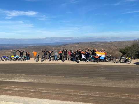 Tanti en motos Pumas - May 2026