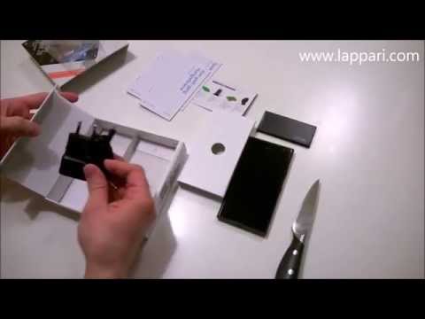 Afpökkun - Nokia Lumia 735