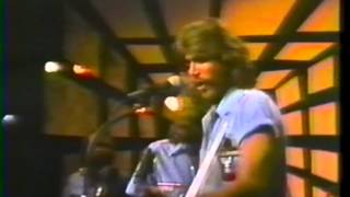 Bee Gees - I´ve Gotta Get A Message To You LIVE @ Soundstage Chicago 1975  2/19