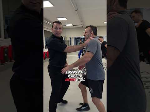 👉 So reagierst du auf einen echten Würgeangriff