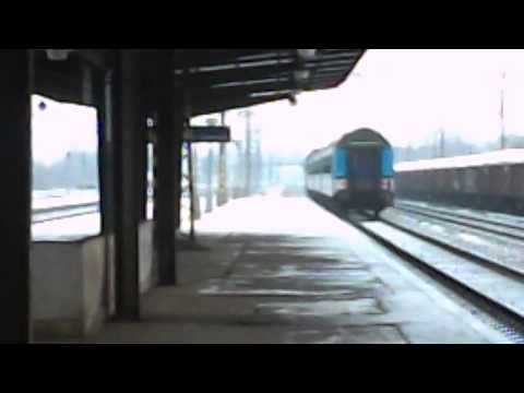 Odjezd vlaku Os 6811 a hlášení vlaku Os 6808 - Oldřichov u Duchcova, 28. 3. 2013